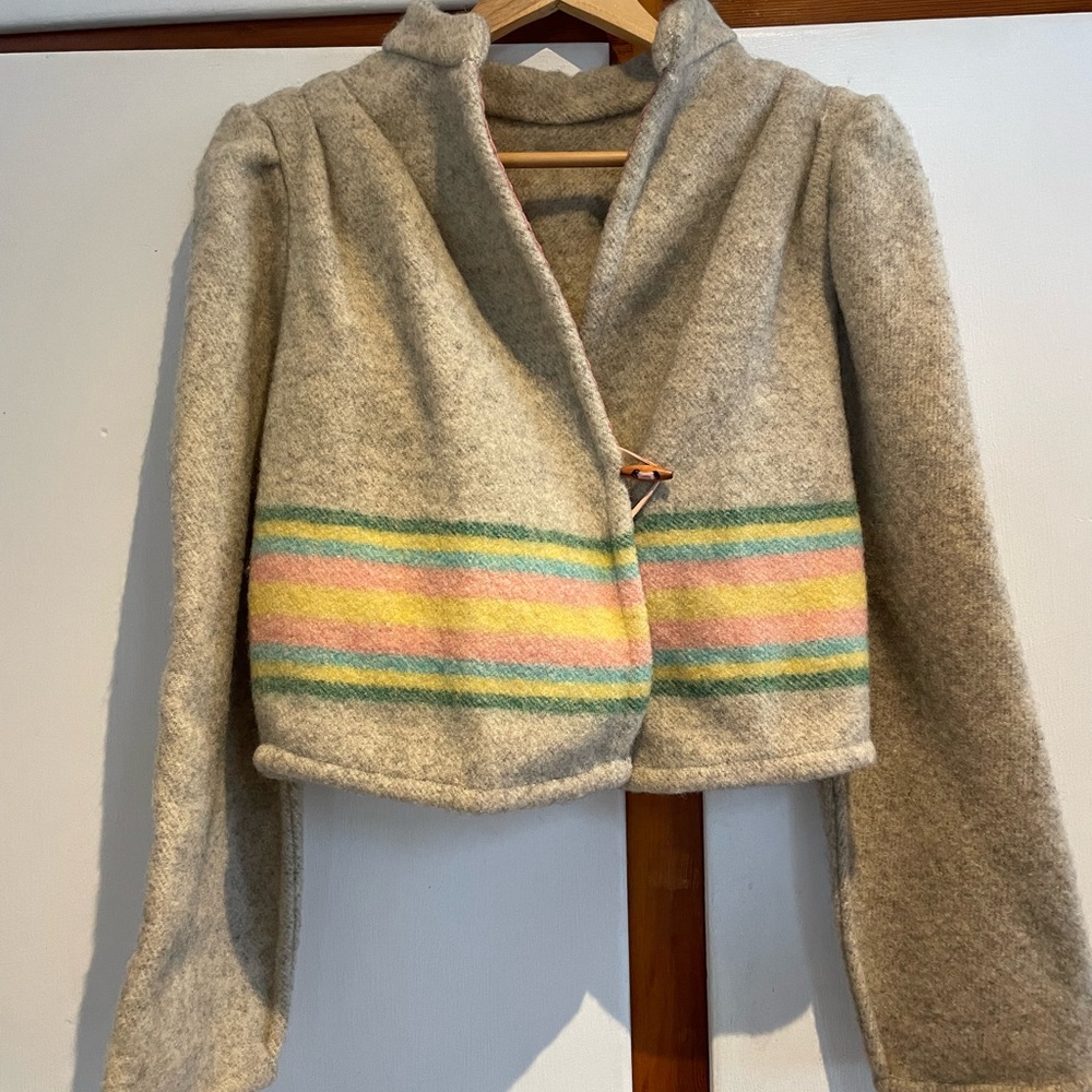 HoneyBea Grey Wool Cropped Coat with Wide Collar